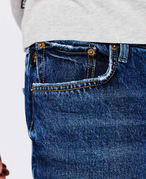 ALCOTT BERMUDA BASIC SLIM MEN SHORTS | DENIM BLUE