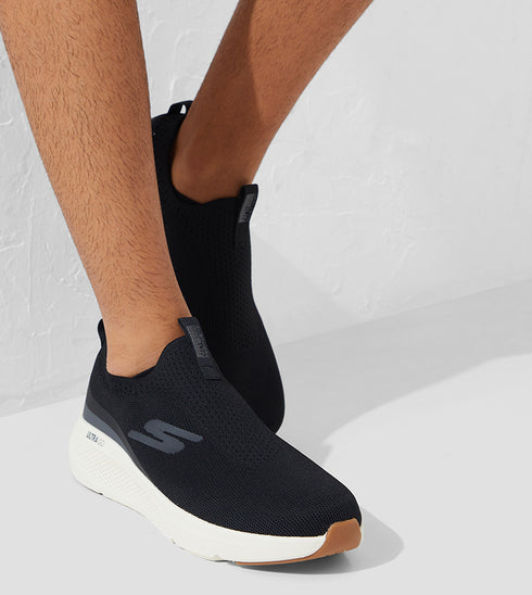 Skechers Men’s GOrun Elevate Running Shoes | Air Cooled Goga Mat Sneakers