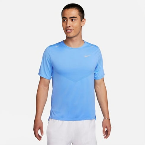 NIKE MEN’s DRI-FIT LIGHT BLUE SPORTS T-SHIRT–BREATHABLE ACTIVEWEAR