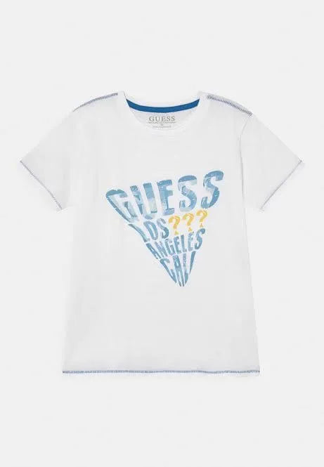 Guess Kids White T-Shirt with Graphic Logo – Soft cotton short-sleeve tee for boys & girls. Trendy, comfortable, and perfect for everyday wear. Shop now!
