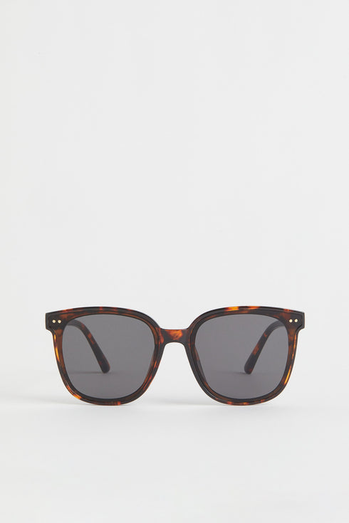H&M square-shaped tortoiseshell sunglasses