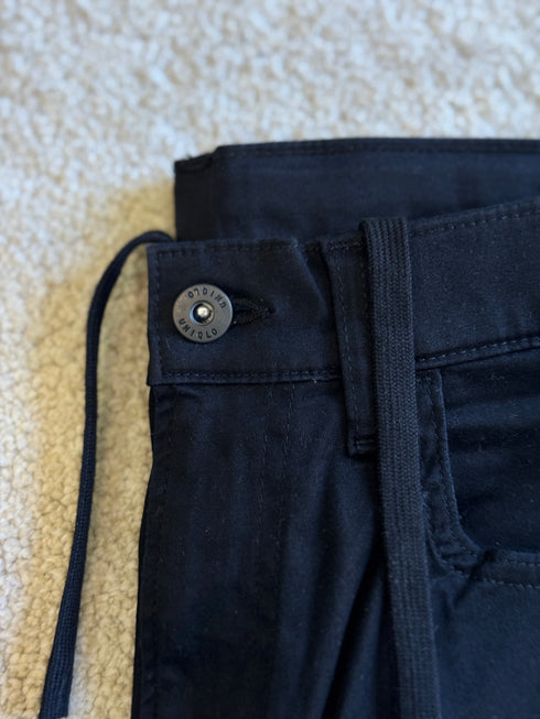 UNIQLO JEANS ULTRA STRETCH JEANS | BLACK