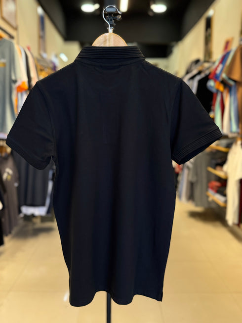 LACOSTE – CLASSIC POLO SHIRT WITH STRIPED COLLAR & EMBROIDERED LOGO | BLACK