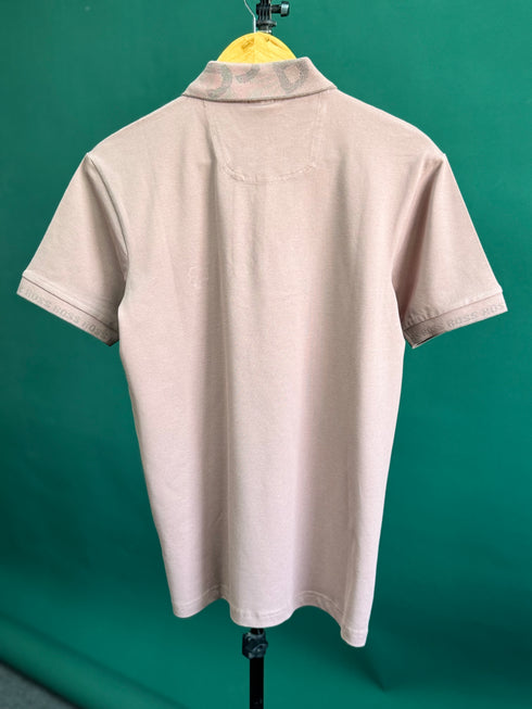 HUGO BOSS METALLIC PATCH LOGO AND SIGNATURE PRINT | LIGHT PEACH