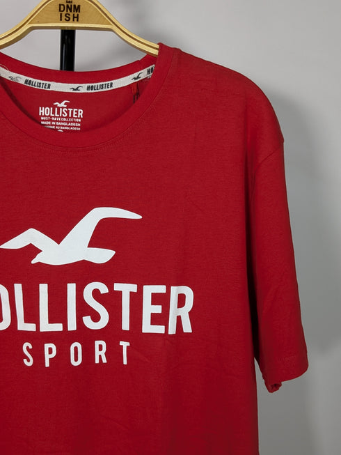 HOLLISTER MEN'S RED T- SHIRT | CLASSIC FIT WITH ICONIC STYLE