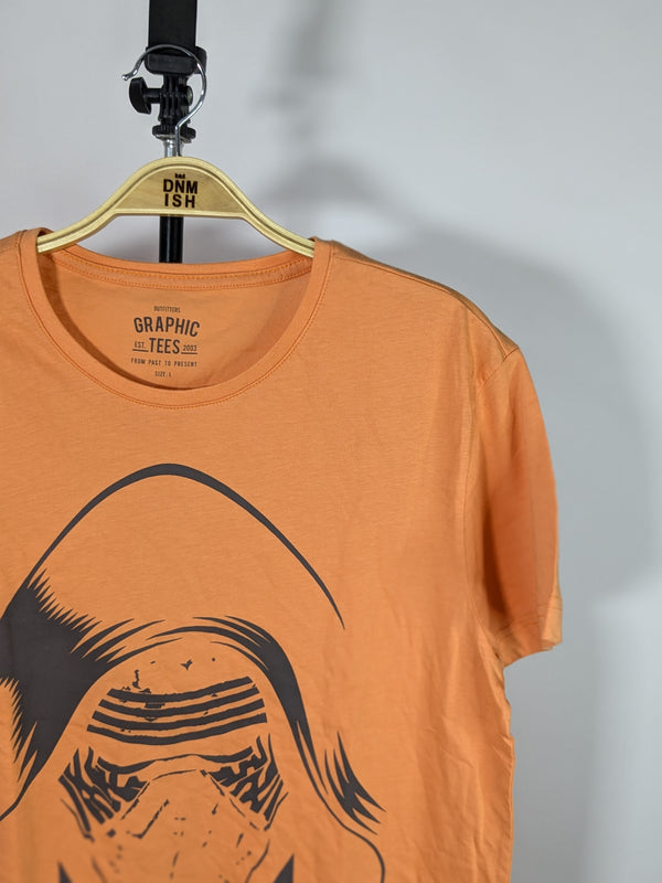 OUTFITTERS KYLO REN STAR WARS GRAPHIC T-SHIRT | ORANGE