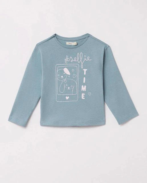 Trendy Sfera Selfie T-Shirt for kids & baby girls – Soft cotton, stylish fit, and perfect for everyday wear. Grab this must-have Sfera tee in Pakistan now!