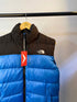 TNF-SLEEVELESS-NUPTSE PUFFER JACKET | BLACK / BLUE