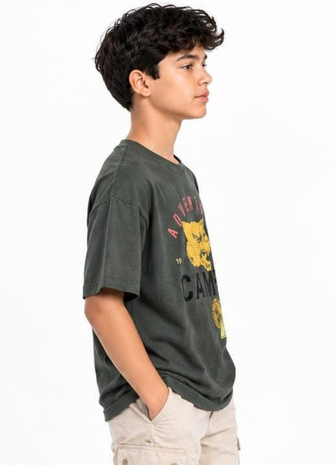 ALL BASIC PREMIUM ADVENTURE CAMP PRINT T-SHIRT | OLIVE GREEN
