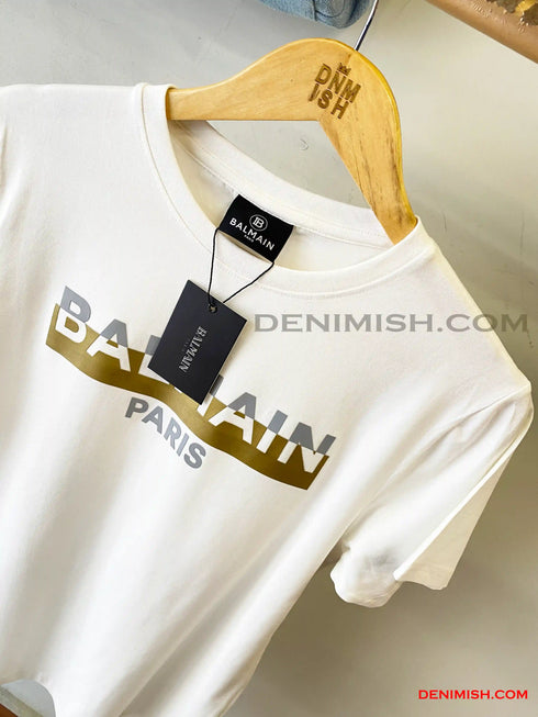 Balmain Paris white men's t shirt with a classic round neck.