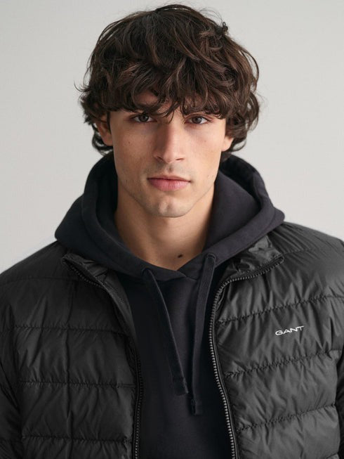GANT MEN’S LIGHT DOWN QUILTED JACKET - WATER REPELLENT | BLACK