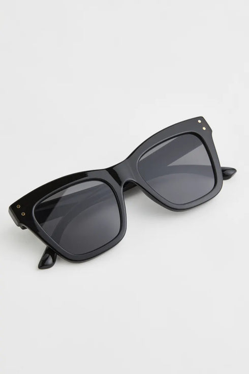 H&M CAT-EYE SUNGLASSES | BLACK