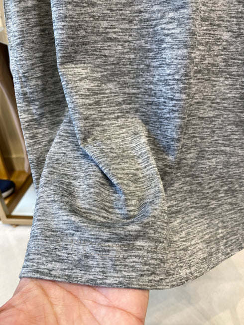 CAPTIVATING – PERFORMANCE STRIPE POLO PRINTED HORSE LOGO SHIRT | GREY