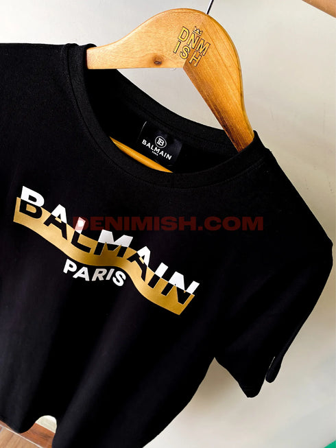 Balmain Paris premium black men's t shirt with a sleek round neck design.