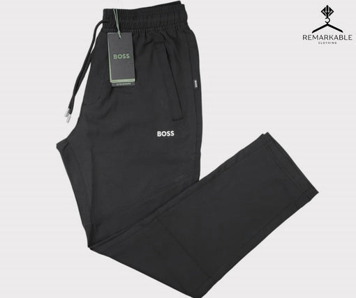 Hugo Boss men's trousers in black – sleek, stylish & comfortable fit.