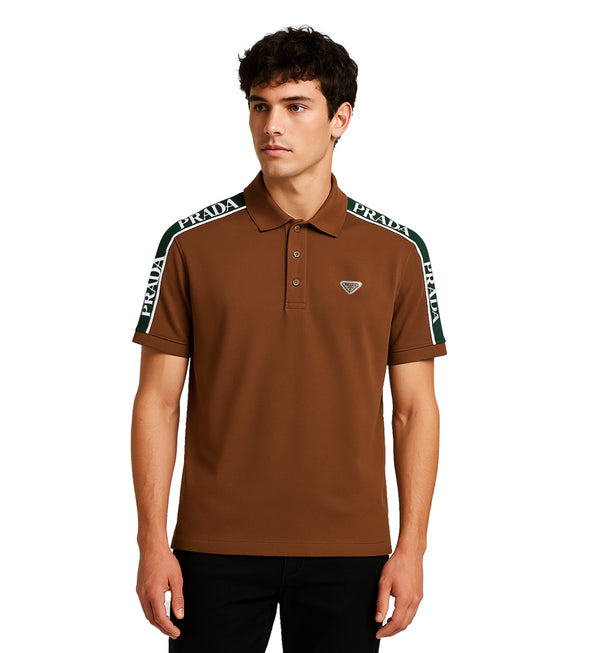 PRADA PIQUE MEN'S PLAIN TRIANGLE LOGO POLO | BROWN