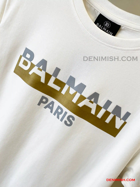 Balmain Paris white men's t shirt with a classic round neck.