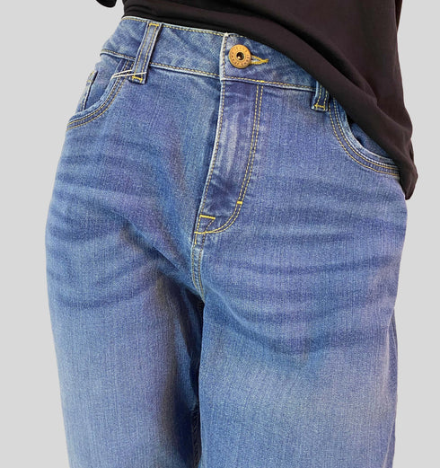ALDI Women’s Jeans Denim – Blue, stylish and comfortable for everyday wear.