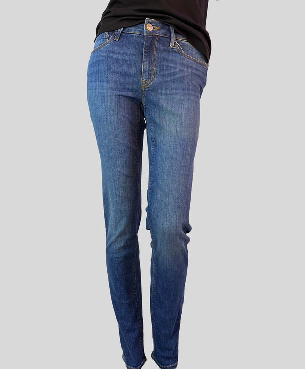 ALDI women's blue denim jeans – stylish, comfortable, and trendy fit.