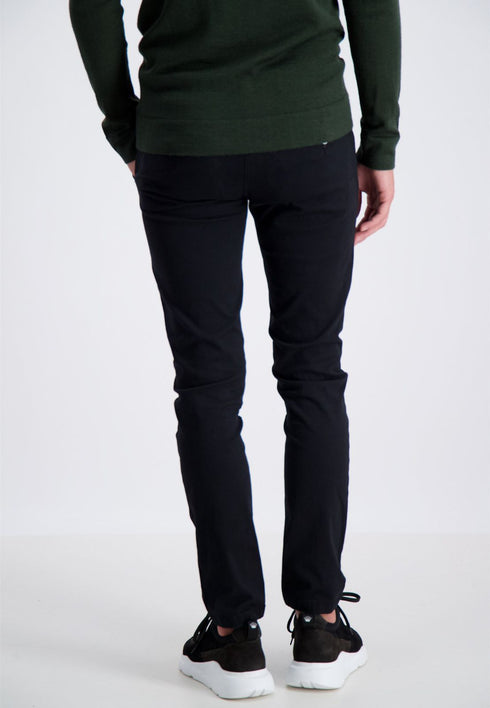 J.LIND CLASSIC MEN CHINOS | BLACK