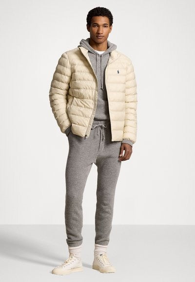 RALPH LAUREN MEN’S PREMIUM DOWN PUFFER JACKET | BEIGE