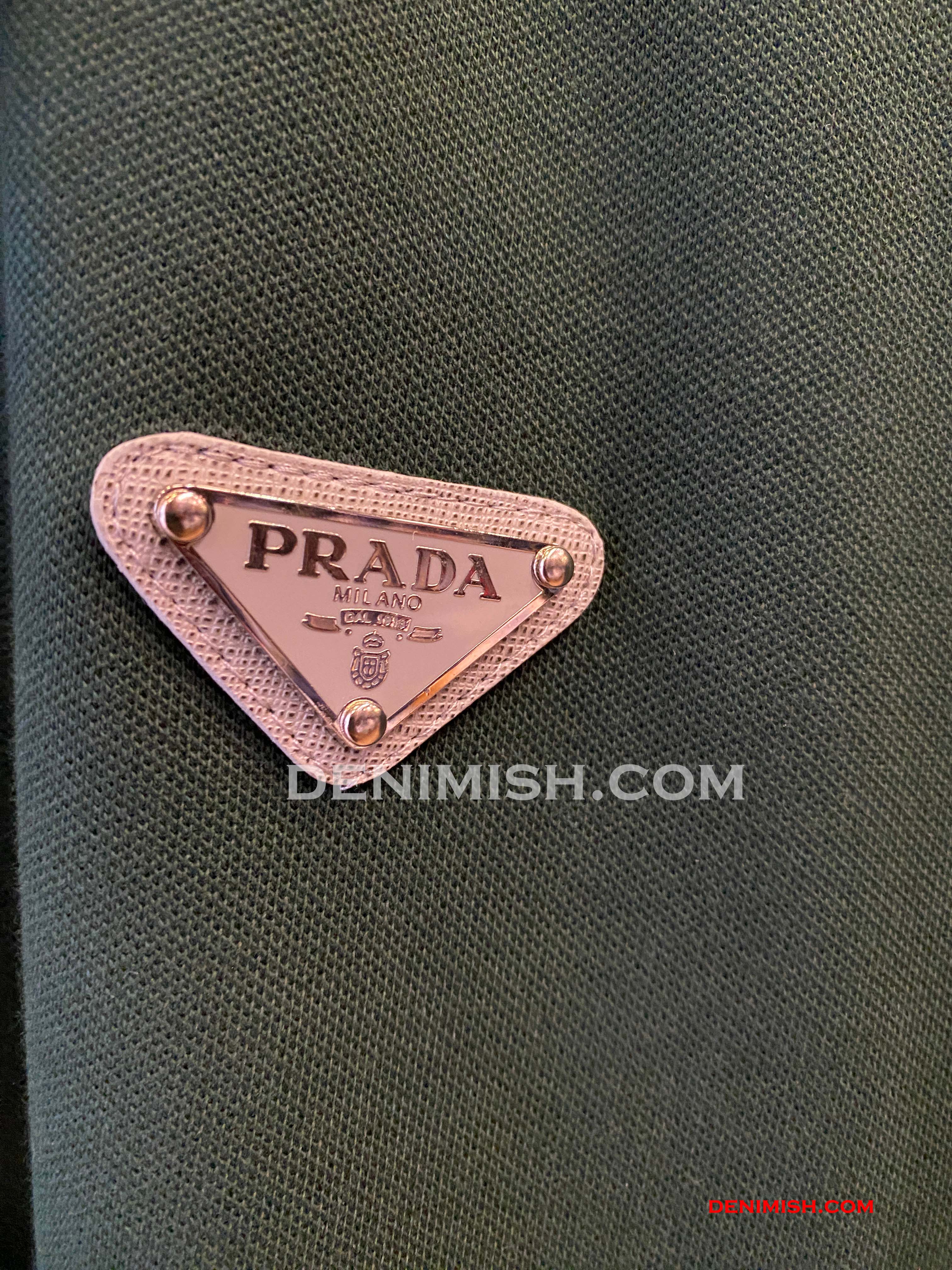 PRADA PIQUE MEN'S PLAIN TRIANGLE LOGO POLO | GREEN